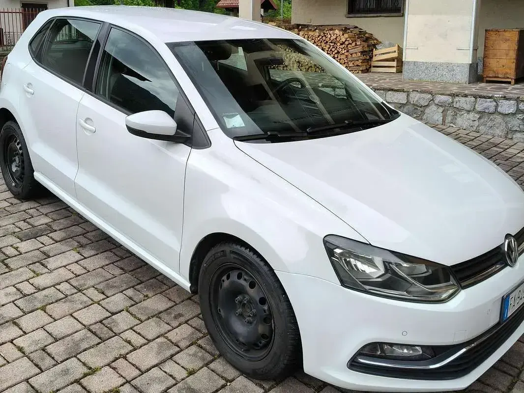 Usata VW Polo Comfortline 90 CV (66 kW) 2015 Berlina