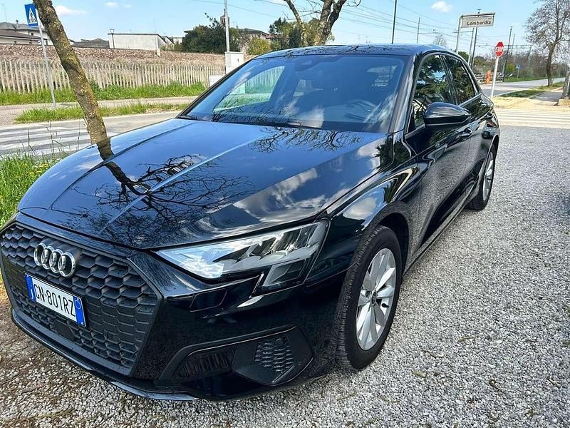 Usata Audi A3 150 CV (110 kW) 2023 Other Berlina