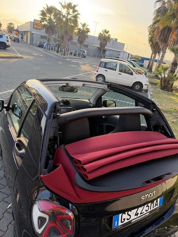 Usata Smart ForTwo Electric Drive Prime 41 kW (56 CV) 2023 Cabrio