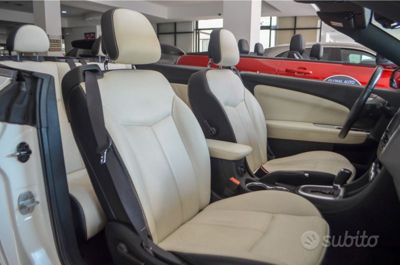 Usata Lancia Flavia 170 CV (125 kW) 2012 Bianco Cabrio