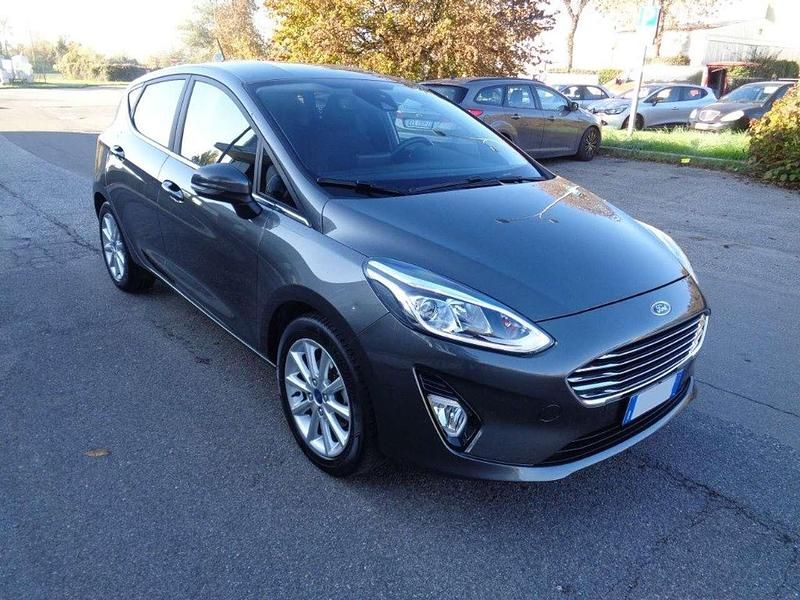 Usata Ford Fiesta Titanium 75 CV (55 kW) 2023 Antracite(met.) Utilitaria