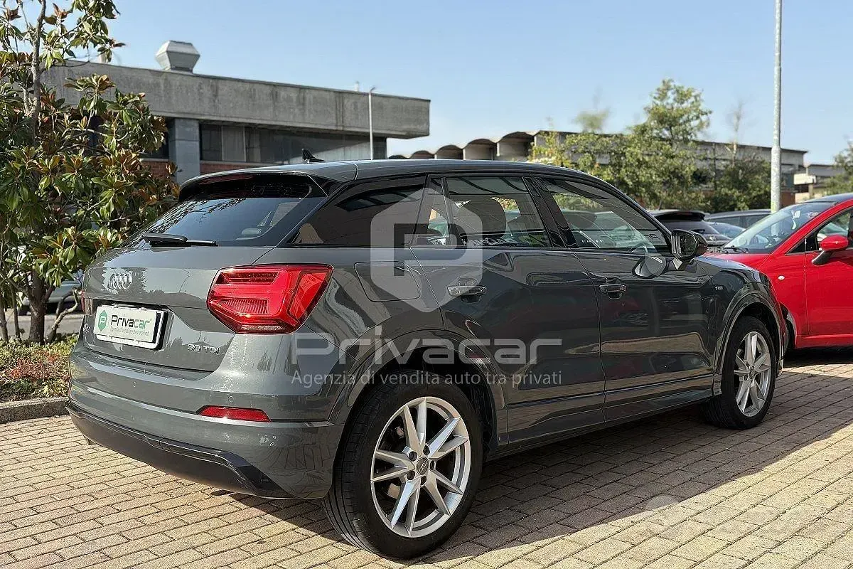 Usata Audi Q2 S-Line 116 CV (85 kW) 2019 Grigio SUV