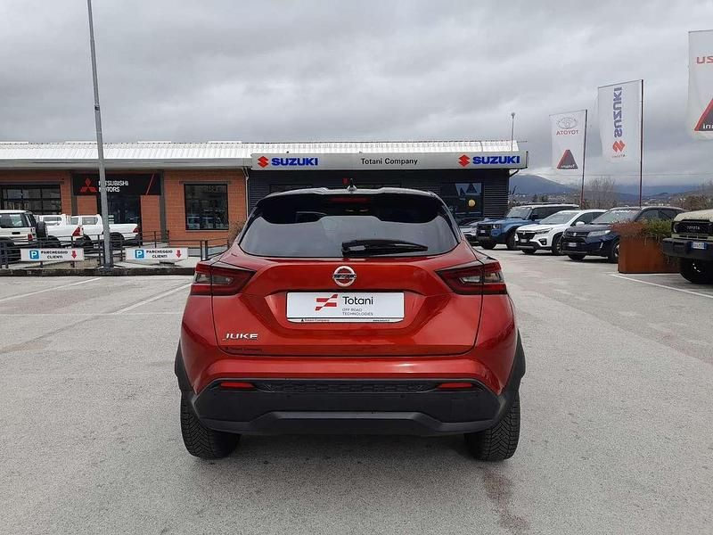 Usata Nissan Juke N-Connecta 117 CV (86 kW) 2020 Rosso SUV
