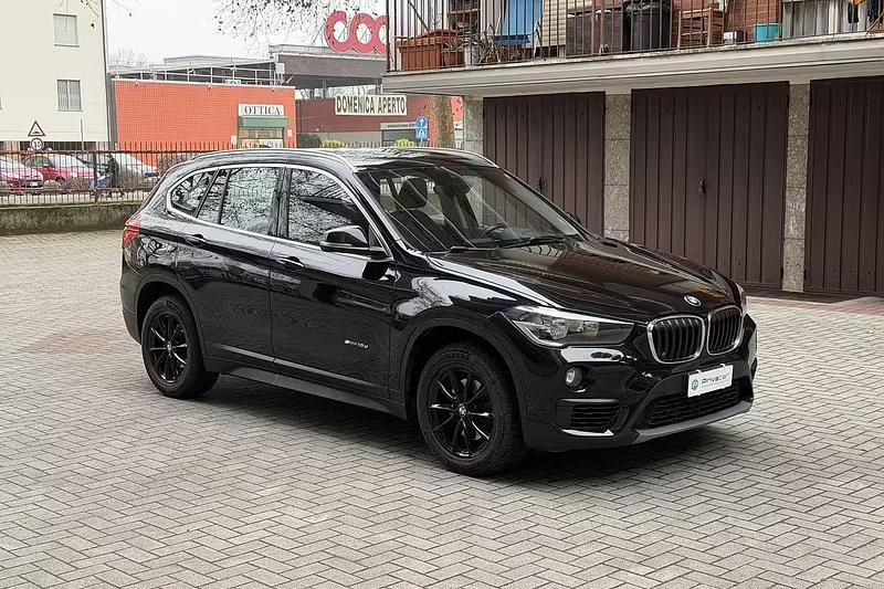 Usata BMW X1 Advantage 150 CV (110 kW) 2017 Nero SUV