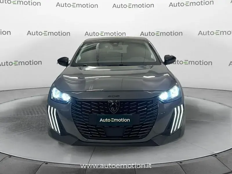Begagnad Peugeot 208 Allure 101 HK (74 kW) 2025 Grå Halvkombi