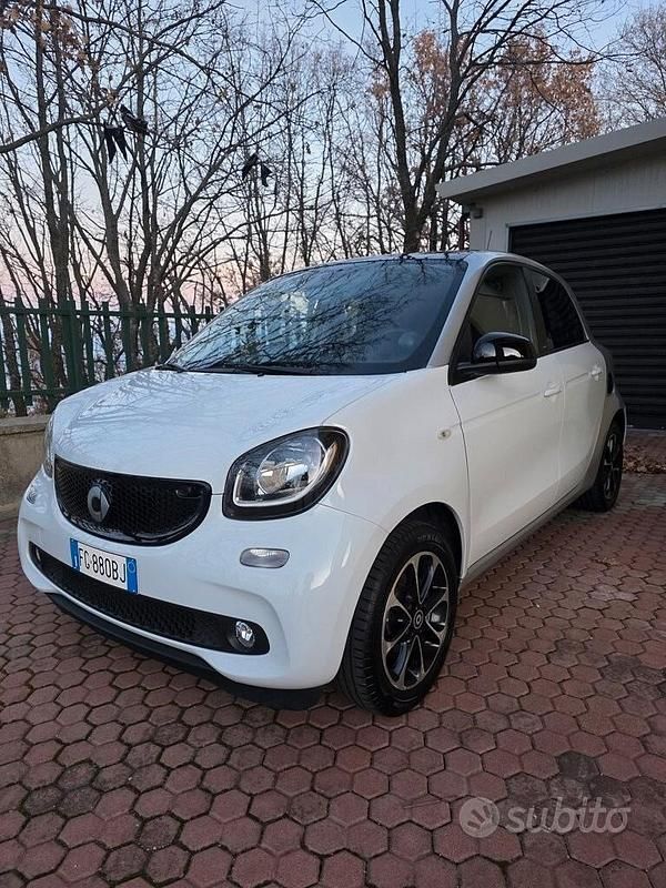 Bianco Usata 2017 Smart ForFour Passion Utilitaria | 10.800 € (Buon prezzo) - Immagine 1/4