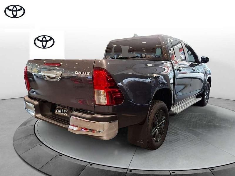 Nuova Toyota HiLux Executive 150 CV (110 kW) 2025 Bianco Pick-up