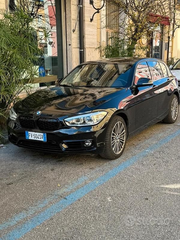 Usata BMW 118 150 CV (110 kW) 2019 Nero Utilitaria
