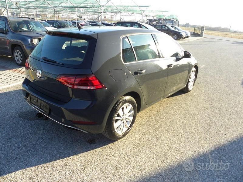 Usata VW Golf VII Trendline 86 CV (63 kW) 2019 Grigio Berlina