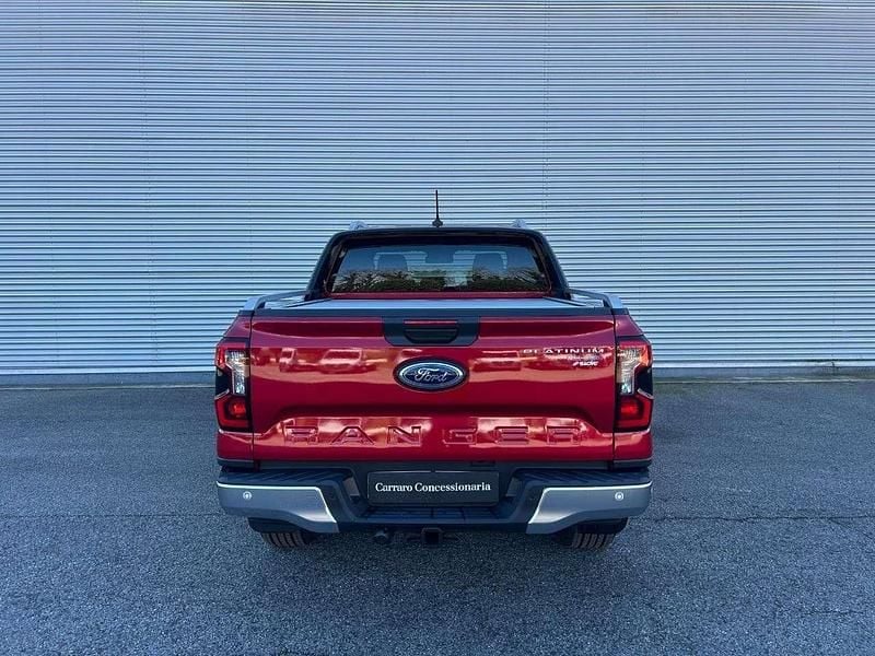 Usata Ford Ranger Platinum 241 CV (177 kW) 2025 Rosso metallizzato Pick-up