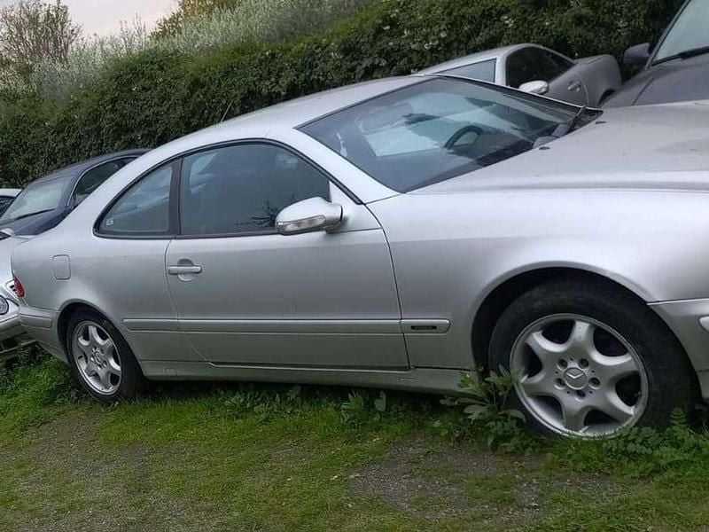 Usata Mercedes CLK200 192 CV (141 kW) 1999 Argento Coupé