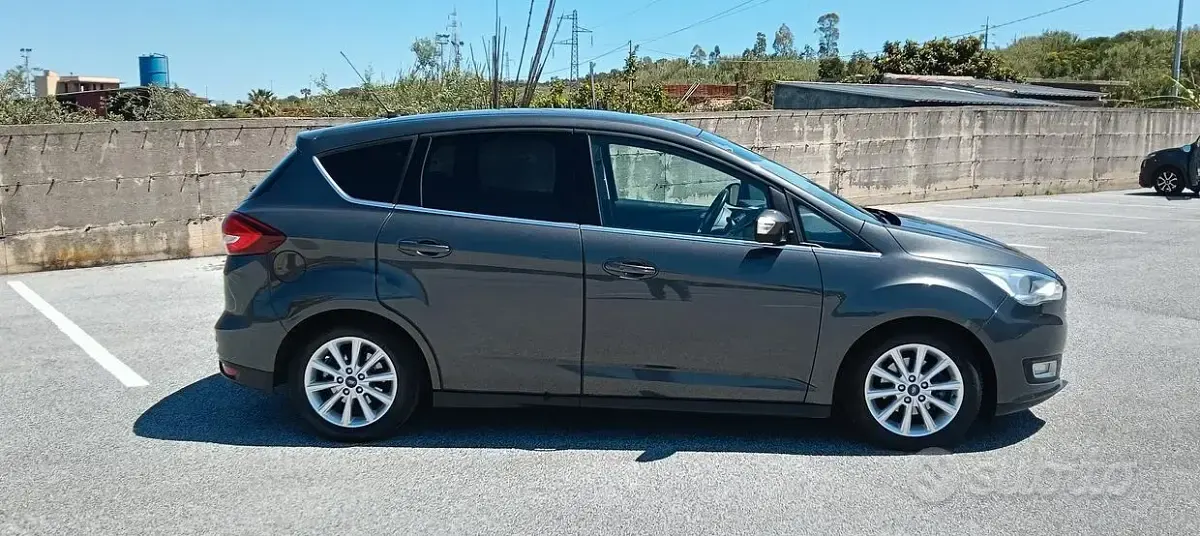 Usata Ford C-MAX 120 CV (88 kW) 2016 Monovolume