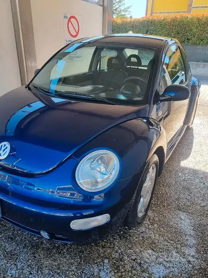 Usata VW New Beetle 90 CV (66 kW) 2001 Utilitaria