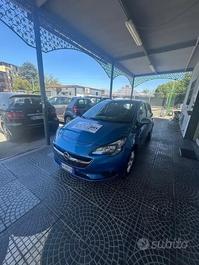 Usata Opel Corsa 90 CV (66 kW) 2017 Bluazzurro Utilitaria