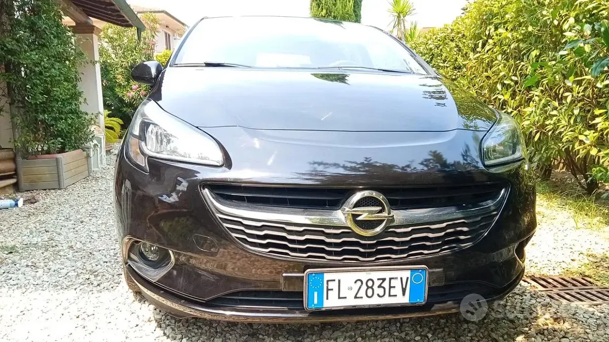 Usata Opel Corsa Cosmo 90 CV (66 kW) 2017 Nero Utilitaria