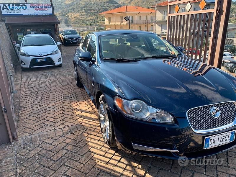 Usata Jaguar XF Portfolio 275 CV (202 kW) 2009 Blu Berlina