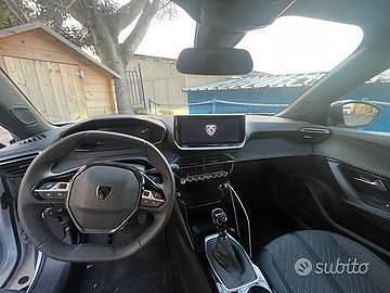 Usata Peugeot 2008 2025 Bianco SUV