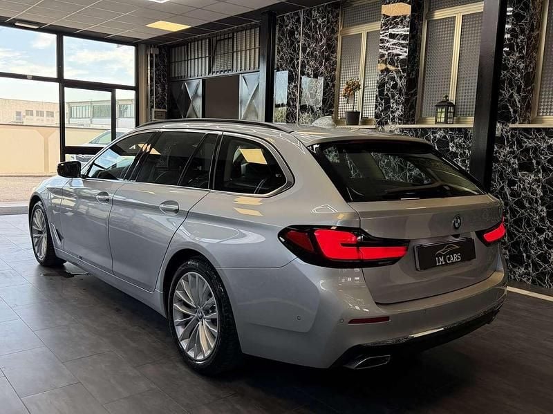 Usata BMW 518 Luxury Line 150 CV (110 kW) 2021 Argento Station wagon