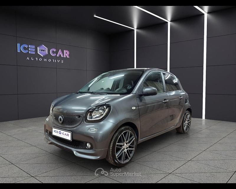 Usata Smart ForFour Brabus 109 CV (80 kW) 2018 Grigio Utilitaria