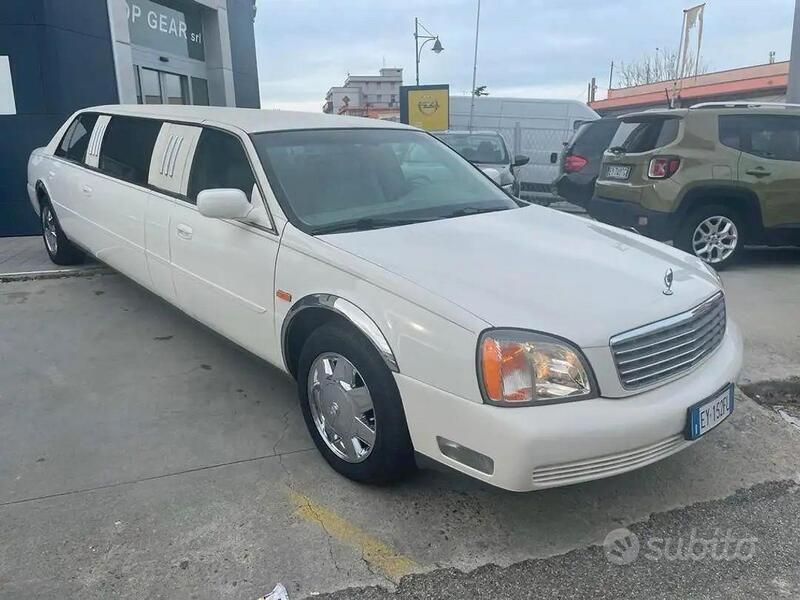 Bianco Usata 2002 Cadillac Deville Tre volumi | 14.900 € - Immagine 1/4