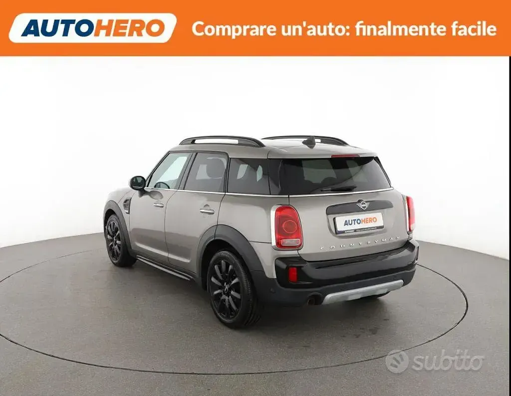 Usata Mini One Countryman 102 CV (75 kW) 2019 Grigio SUV
