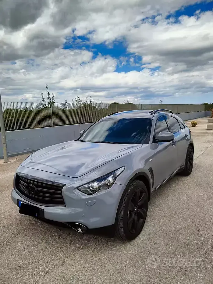 Usata Infiniti QX70 S Design 238 CV (175 kW) 2015 SUV