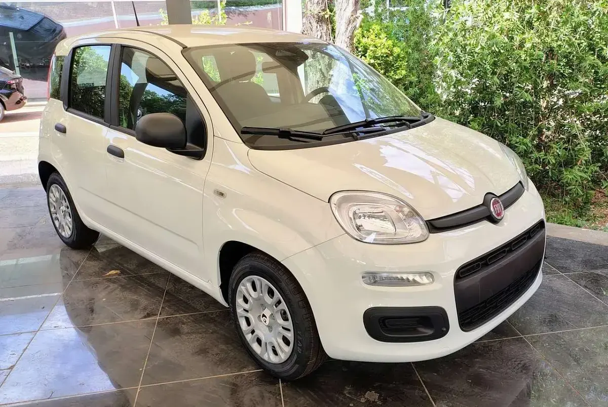 Nuova Fiat Panda Icon 69 CV (50 kW) 2025 Bianco Utilitaria