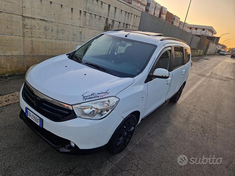 Usata Dacia Lodgy 2012 Bianco Monovolume