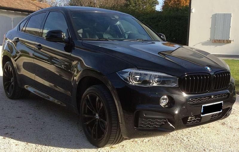 Nero Usata 2018 BMW X6 SUV | 33.500 € (Buon prezzo) - Immagine 1/3