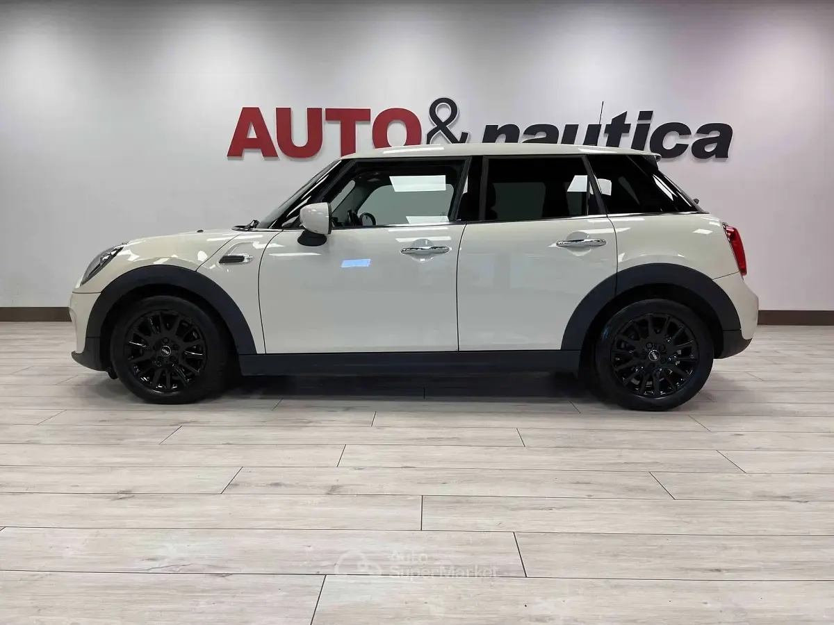 Usata Mini ONE 102 CV (75 kW) 2020 Beige Utilitaria