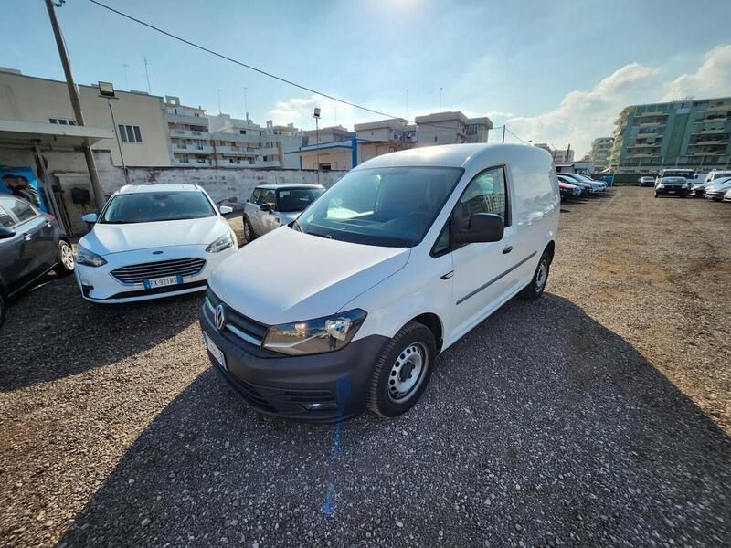 Usata VW Caddy Trendline 110 CV (80 kW) 2016 Bianco Monovolume