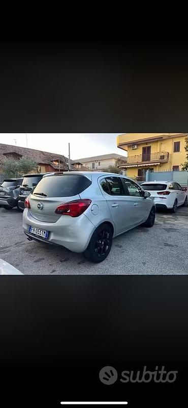 Usata Opel Corsa 69 CV (50 kW) 2017 Grigio Utilitaria
