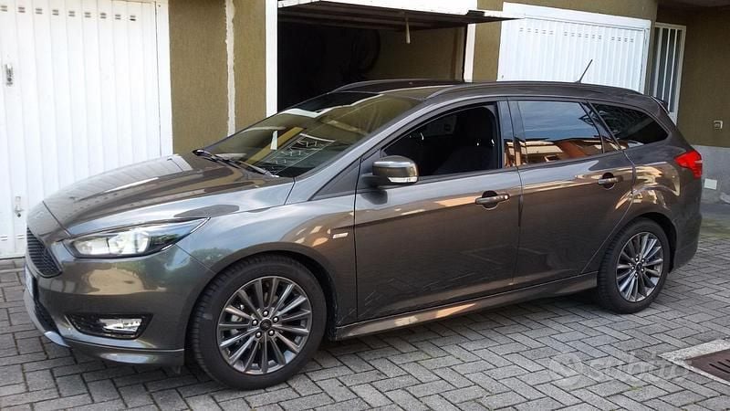 Usata Ford Focus ST-Line 120 CV (88 kW) 2018 Station wagon