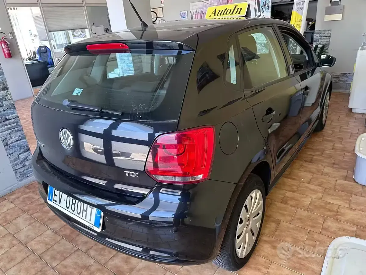 Usata VW Polo Comfortline 75 CV (55 kW) 2014 Nero Berlina