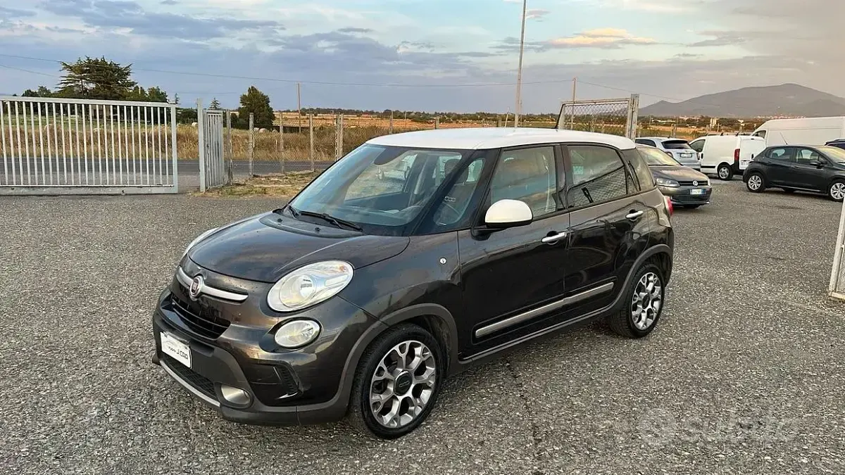 Usata Fiat 500L Trekking 120 CV (88 kW) 2016 Grigio Monovolume