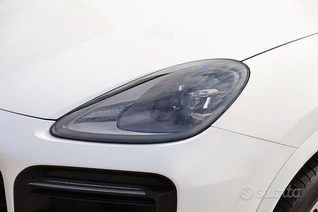 Usata Porsche Cayenne Platinum Edition 340 CV (250 kW) 2022 Bianco SUV