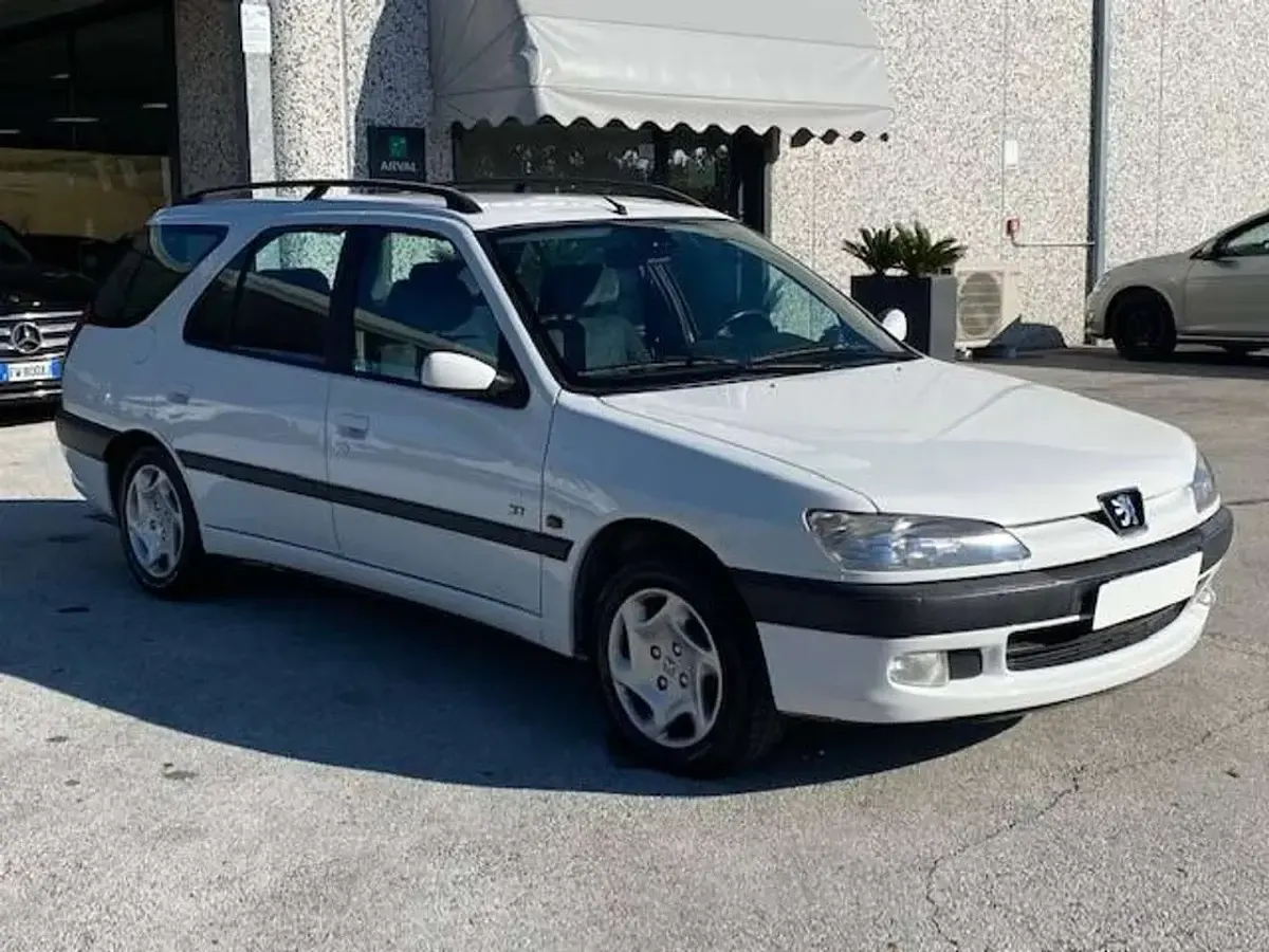 Usata Peugeot 306 75 CV (55 kW) 1998 Bianco Station wagon