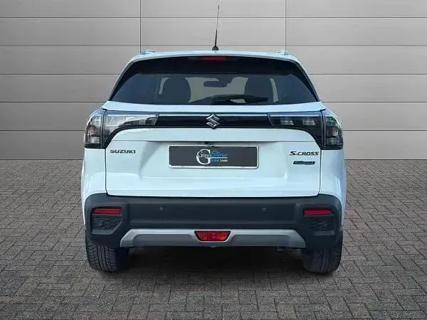 Usata Suzuki SX4 S-Cross 129 CV (94 kW) 2023 Bianco SUV