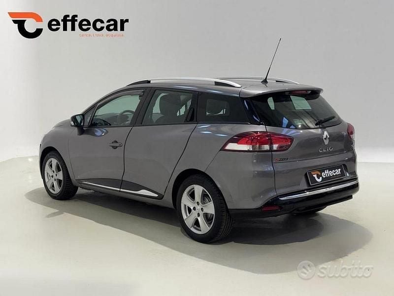 Usata Renault Clio GrandTour 75 CV (55 kW) 2015 Grigio Station wagon