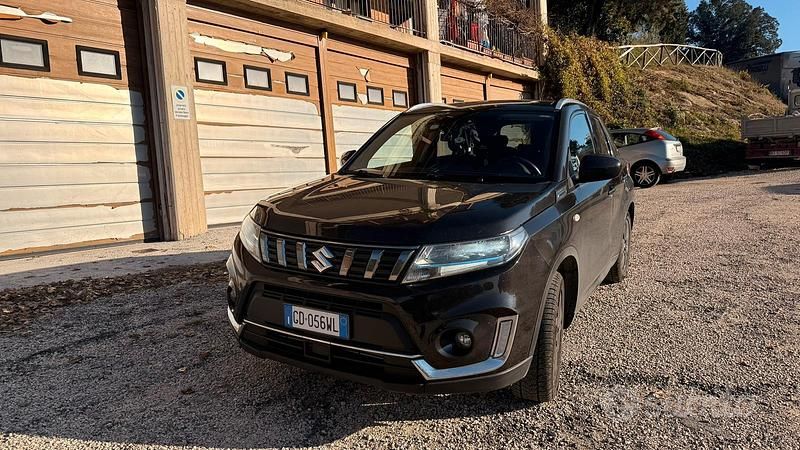 Usata Suzuki Vitara Cool 129 CV (94 kW) 2021 Nero SUV