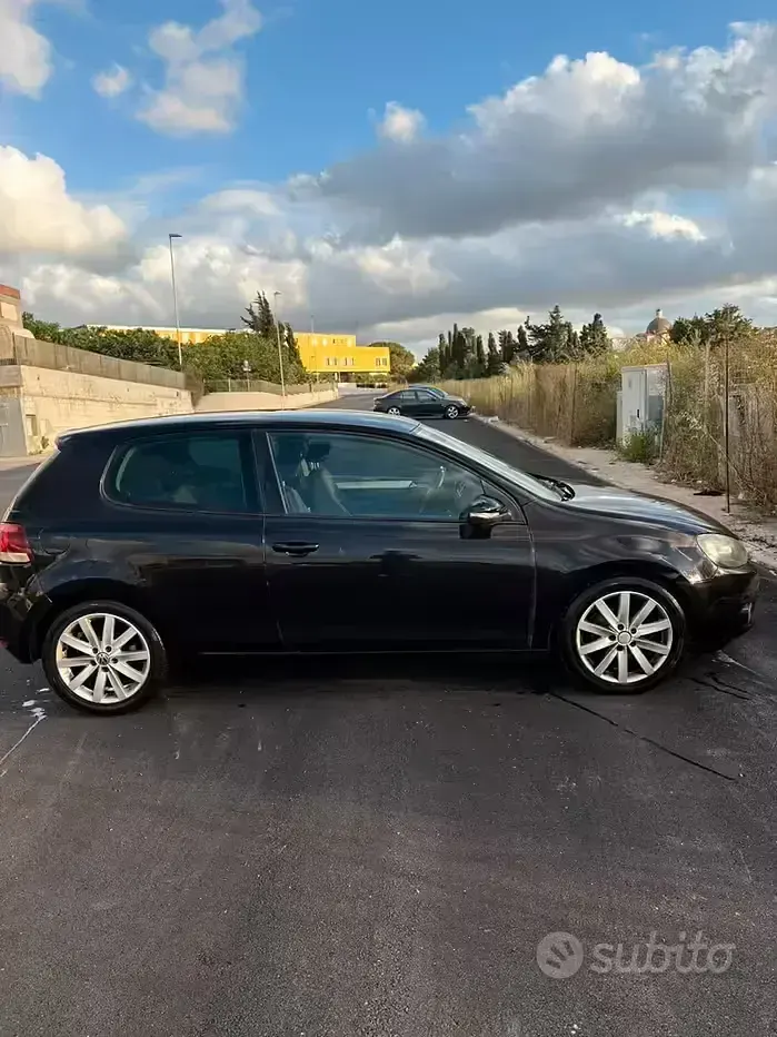 Usata VW Golf VI 122 CV (89 kW) 2010 Utilitaria