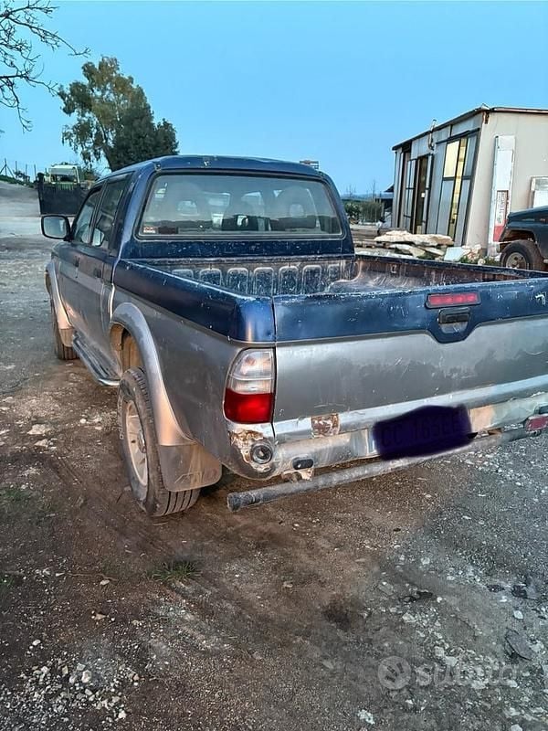 Usata Mitsubishi L200 2002 Blu Pick-up
