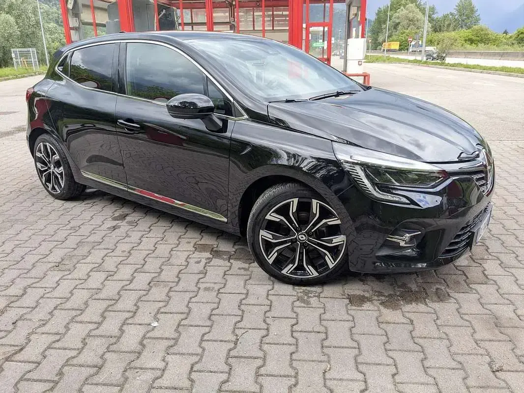 Usata Renault Clio V Techno 101 CV (74 kW) 2022 Nero Berlina