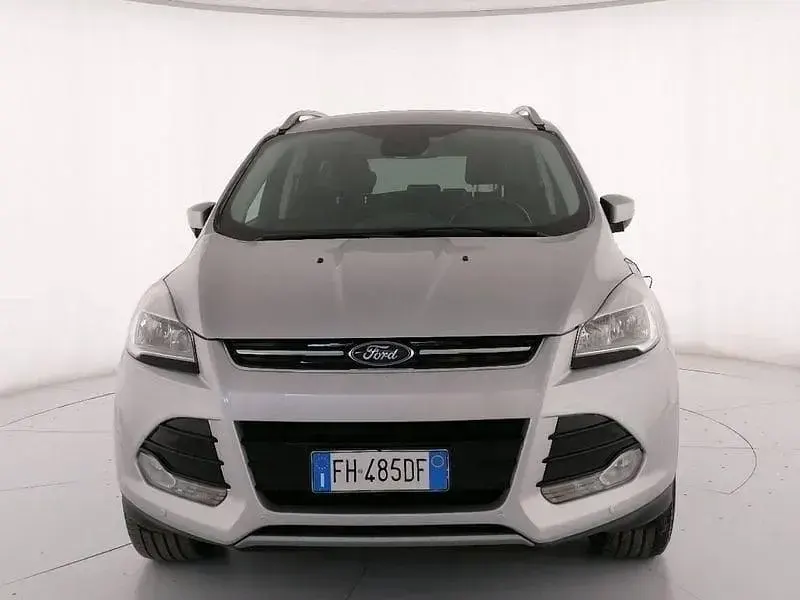 Usata Ford Kuga Titanium 150 CV (110 kW) 2017 Argento SUV