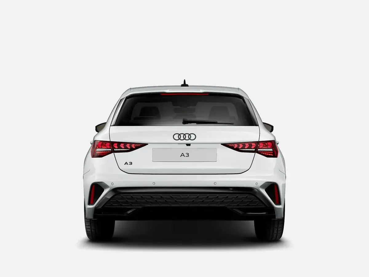 Nuova Audi A3 S-Line 150 CV (110 kW) 2026 Bianco ghiaccio metallizzato