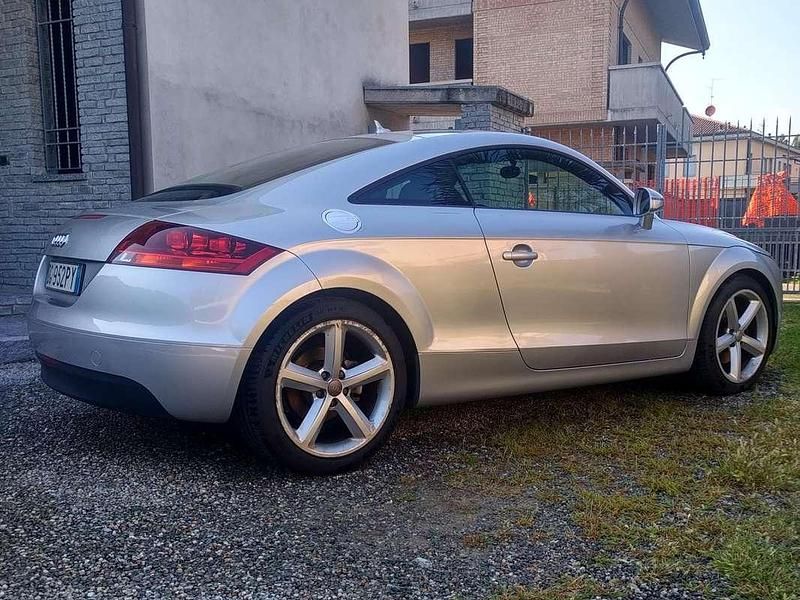 Usata Audi TT Ambiente 200 CV (147 kW) 2007 Argento Coupé