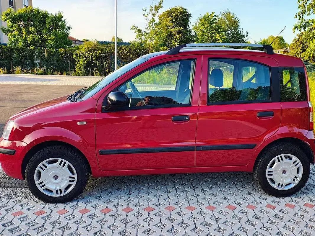 Usata Fiat Panda Dynamic 60 CV (44 kW) 2009 Rosso Utilitaria