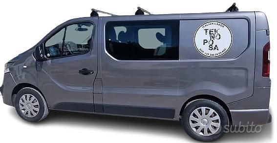 Usata Opel Vivaro 145 CV (106 kW) 2016 Grigio Monovolume