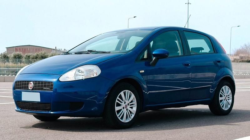 Usata Fiat Grande Punto Emotion 90 CV (66 kW) 2007 Blu Utilitaria