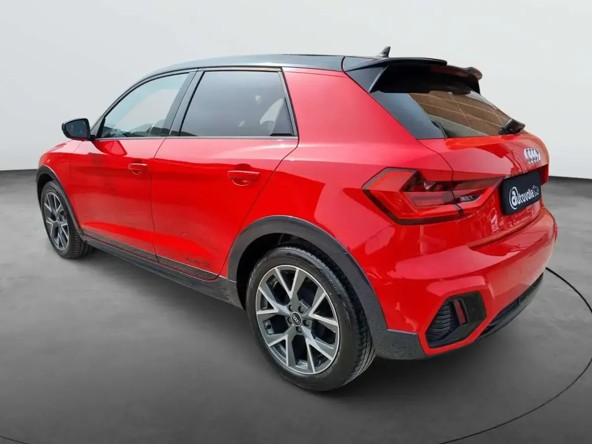 Usata Audi A1 Admired 95 CV (69 kW) 2021 Rosso tetto nero SUV